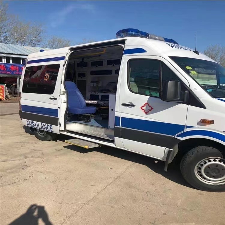 团风私人长途救护车出租转院回家